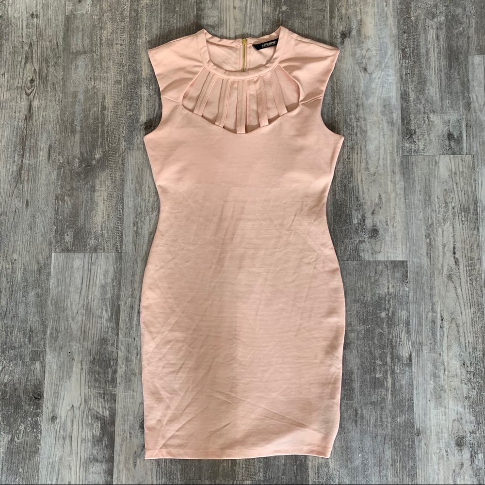 Kardashian Kollection • Peach Fitted Dress